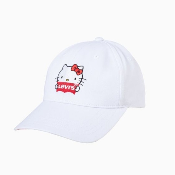 levis white cap
